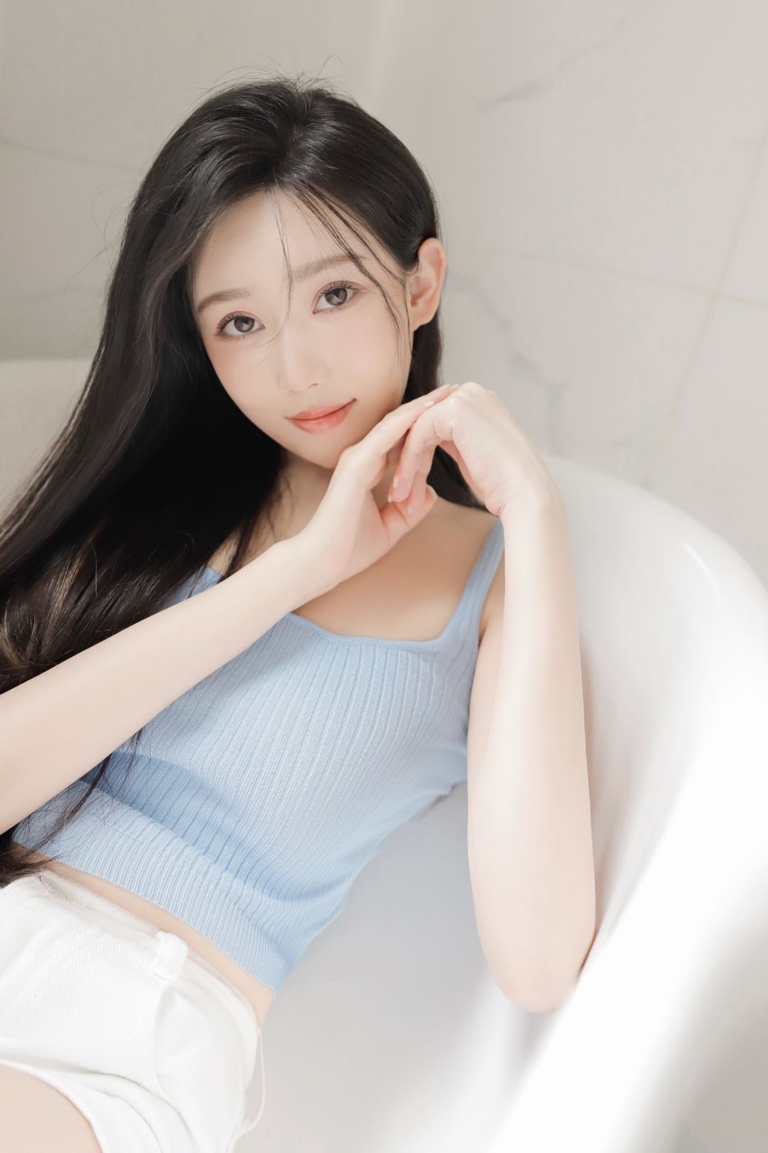 巴黎模特预约微信